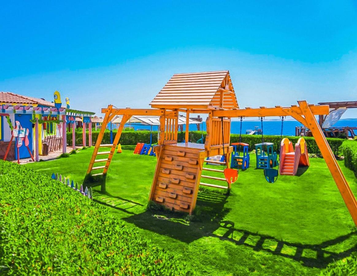 Charmillion Club Resort シャルム・エル・シェイク エクステリア 写真 Playground at the resort