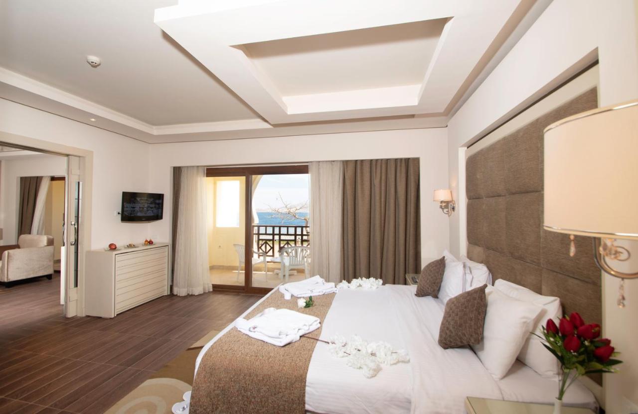 Charmillion Club Resort シャルム・エル・シェイク エクステリア 写真 A bedroom at the hotel