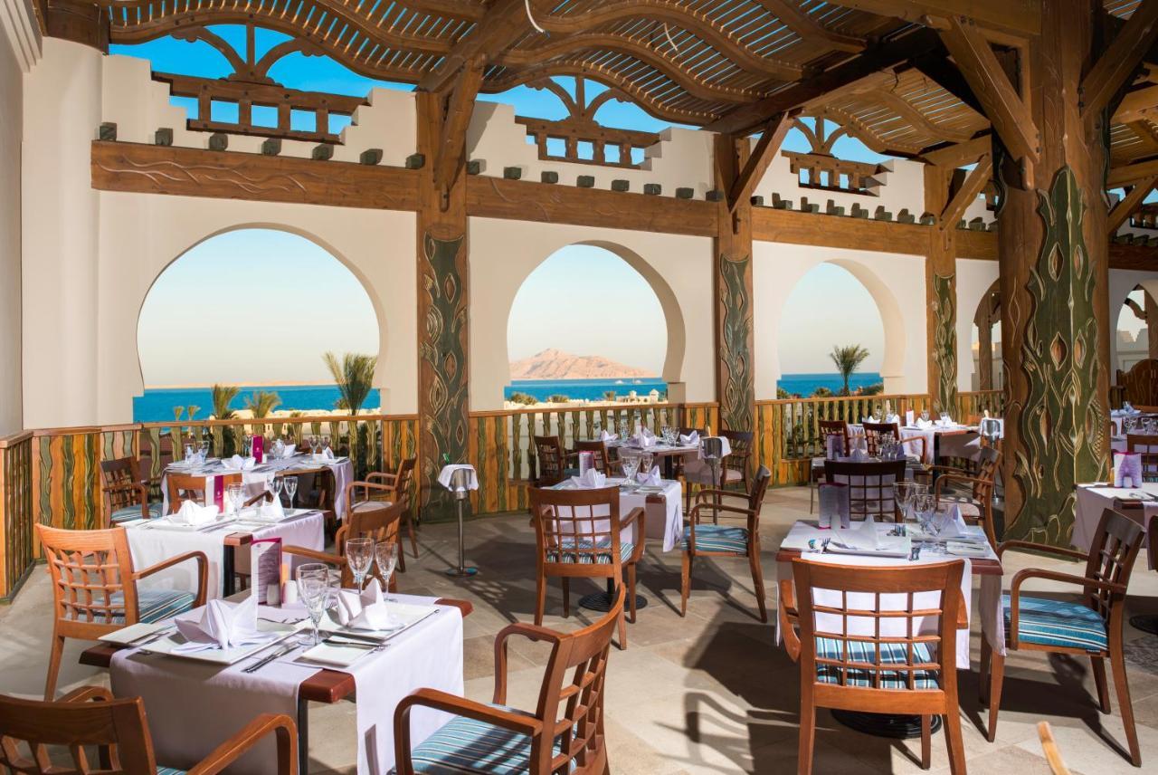 Charmillion Club Resort シャルム・エル・シェイク エクステリア 写真 Restaurant at the Hilton Sharm El Sheikh