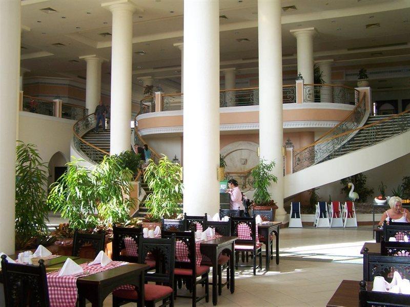 Charmillion Club Resort シャルム・エル・シェイク エクステリア 写真 The lobby of the Grand Hotel